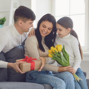 A Mother’s Love, A Gift To Cherish – 10 Thoughtful Keepsakes For Mum